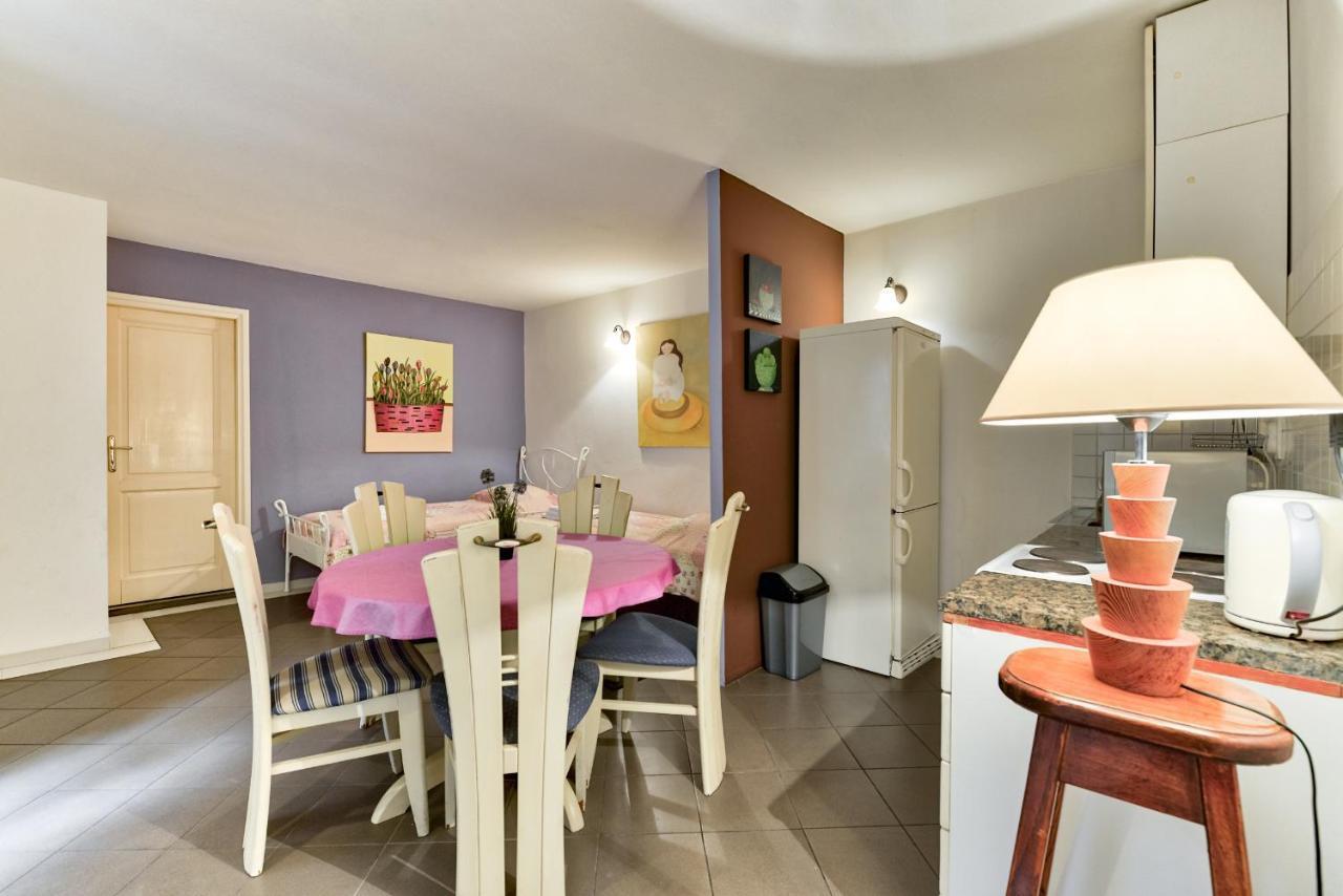 Accomodation Gina Ζαντάρ Εξωτερικό φωτογραφία